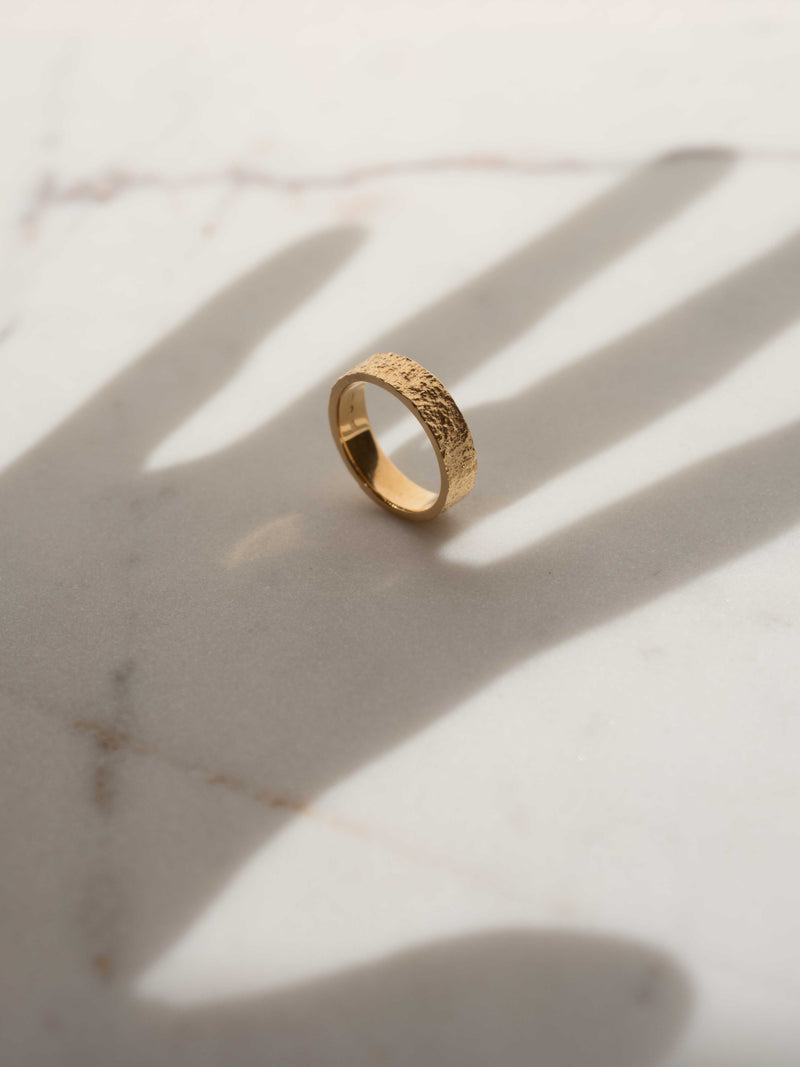 Rust ring – Amichaï