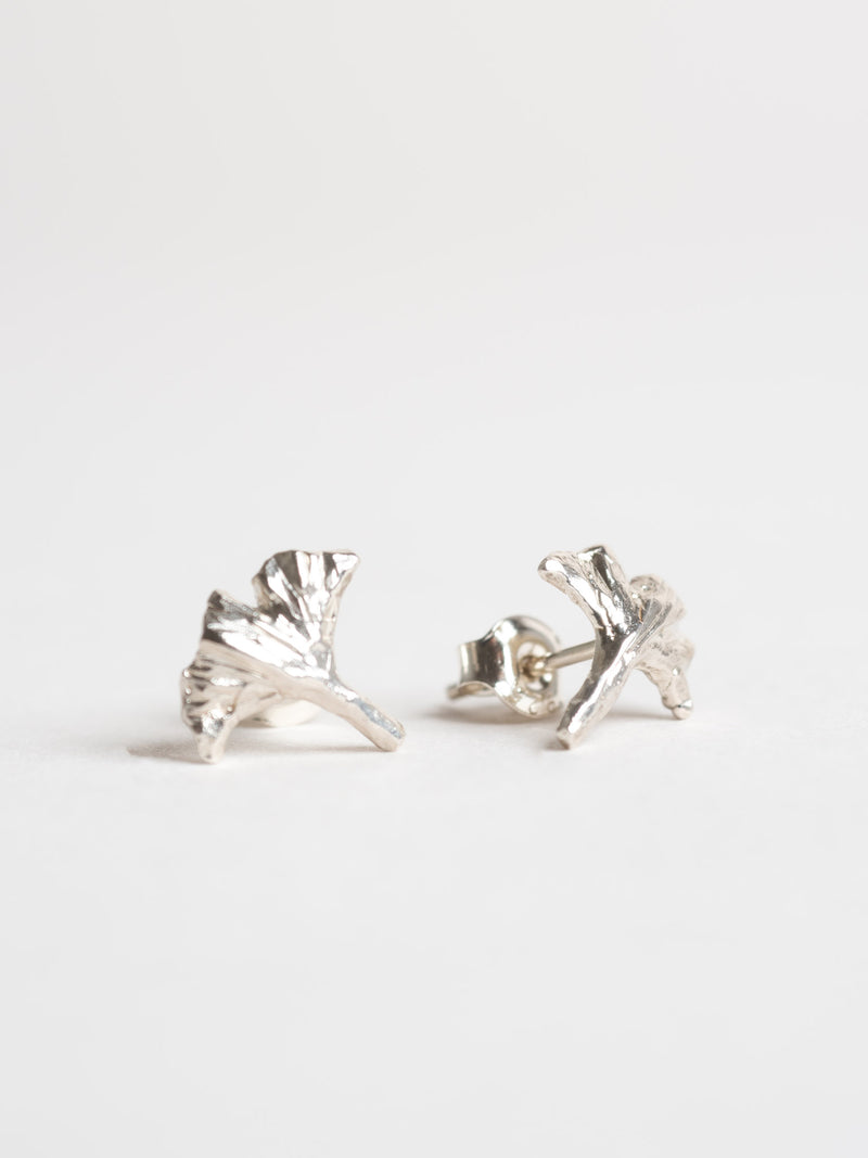 Gi Leaf earrings