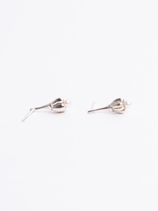 Small Flower earrings with pearl